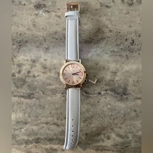 Rose gold “L” watch